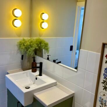 07D1E887-376C-4E04-B3AA-4D76852E90F5_1_201_a